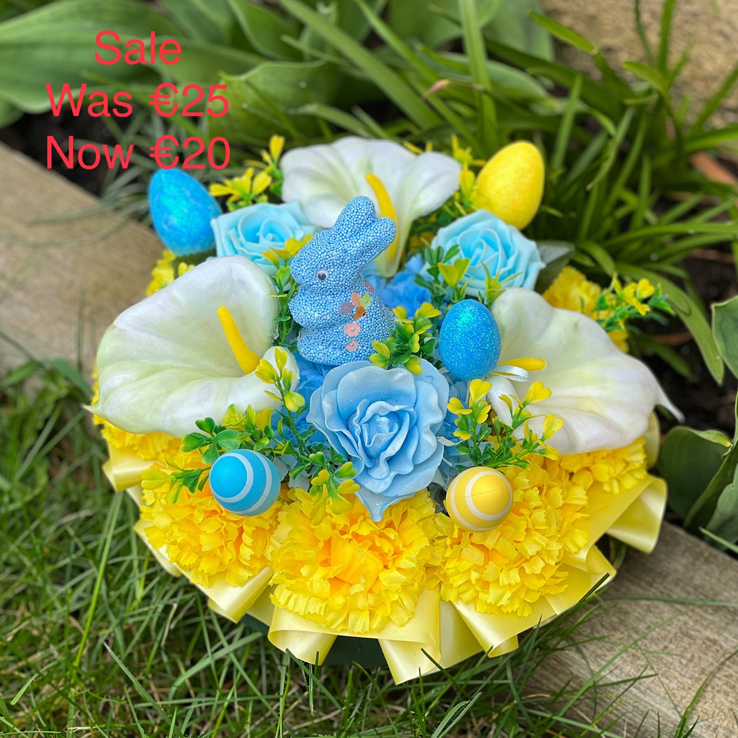 Easter Posy Wreath with blue