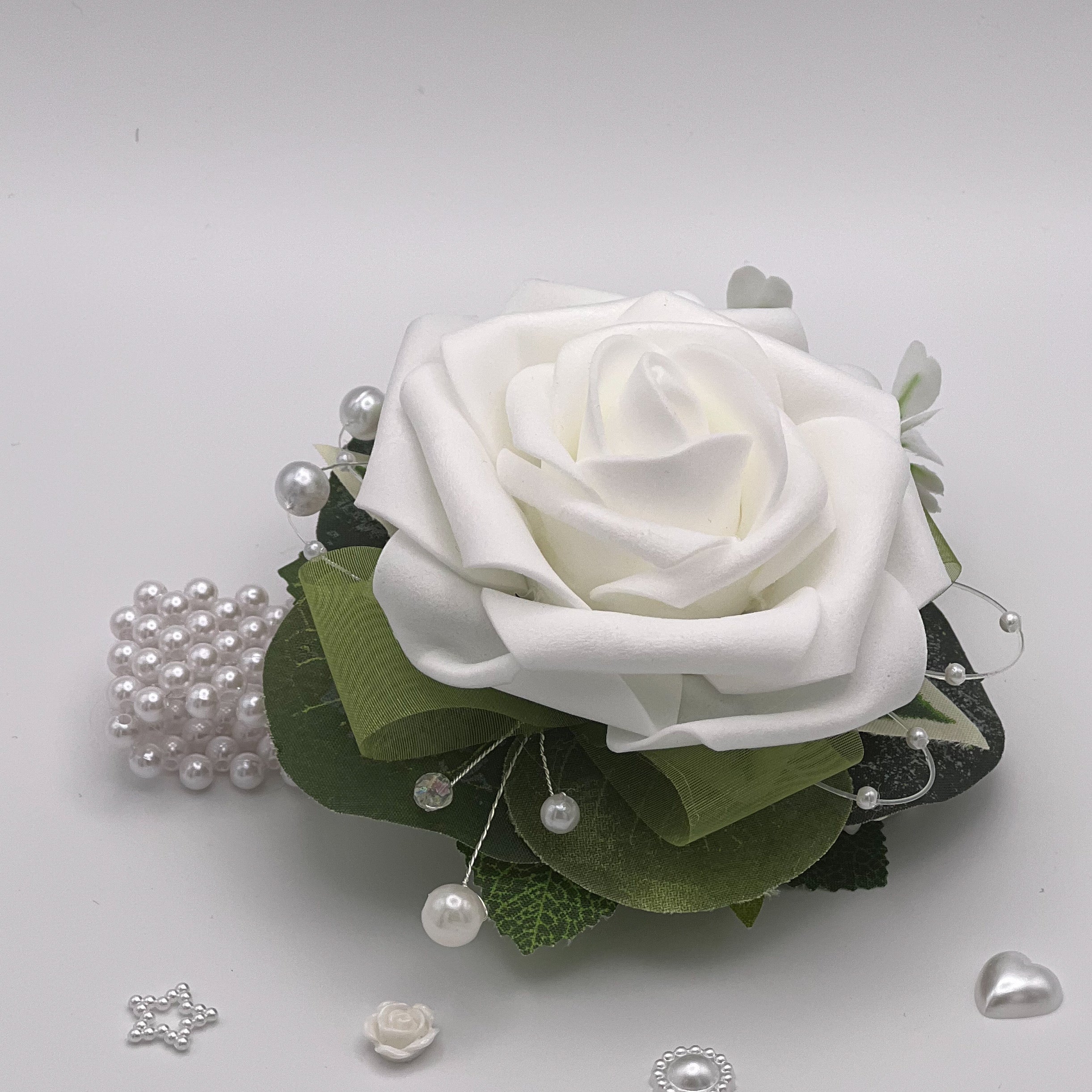 One flower corsage hot sale